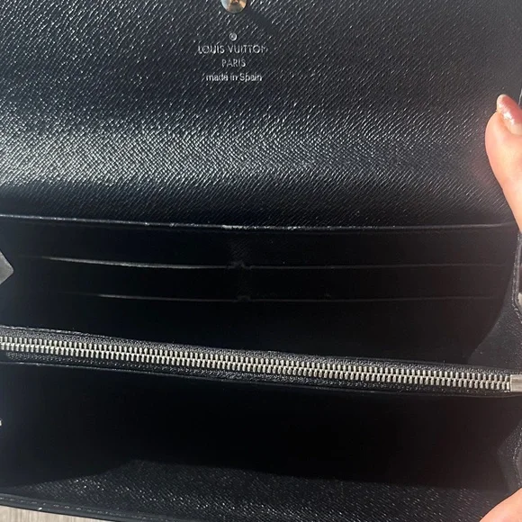 Louis Vuitton Epi long wallet - Picture 5 of 11